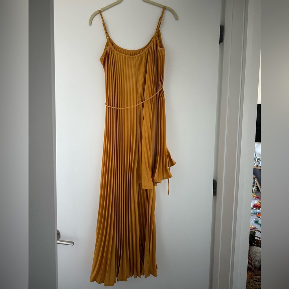 Seek The Label Elegant Mustard Pleated Dress size M
